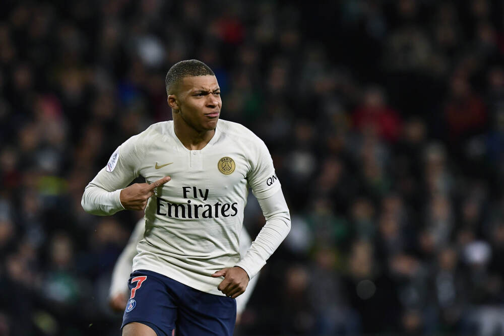 AGON AG277UX图赏：AI赋能的高刷电竞新标杆